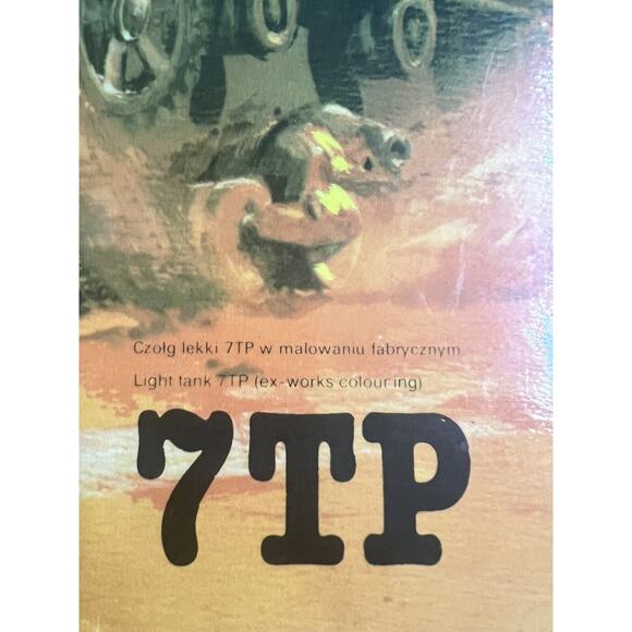 Czołg Lekki 7TP Light Tank 1:35 Scale Model Kit, New Open Box - Picture 5 of 16